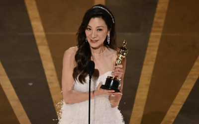 创造历史！杨紫琼成为首位华裔奥斯卡影后！圆梦路再难再久也有实现的那一天！