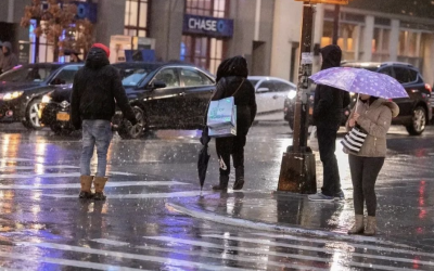 纽约感恩节又又又暴雨！假期出行遇上“水”泄不通…